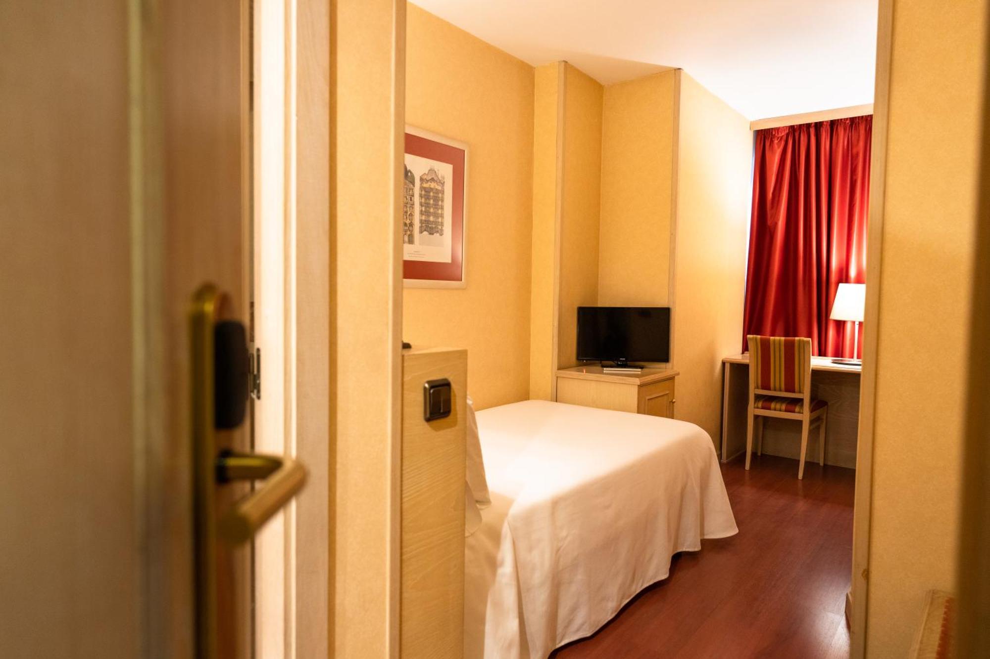 Sunotel Junior Barcelona Zimmer foto