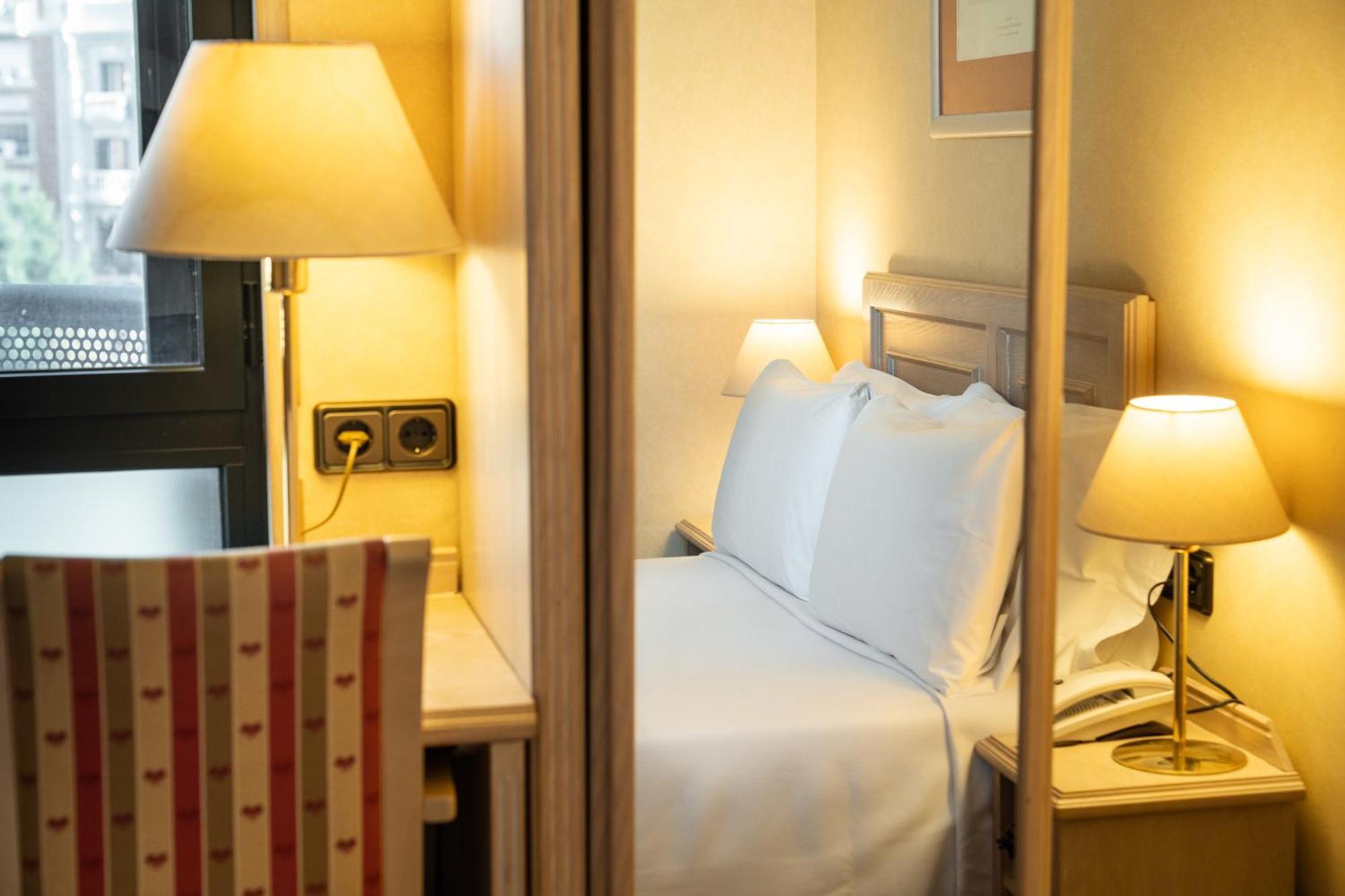 Sunotel Junior Barcelona Zimmer foto