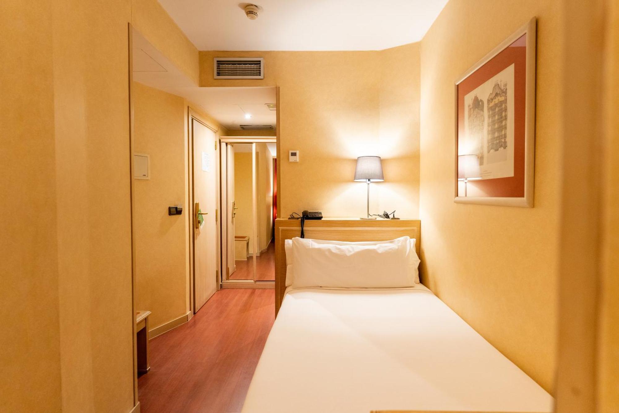 Sunotel Junior Barcelona Zimmer foto